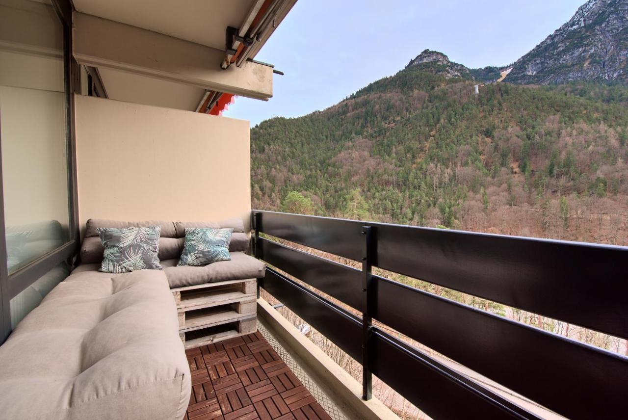 Merblick - Pool - Balkon - Panorama